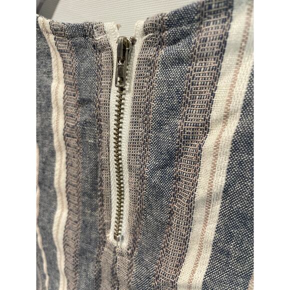 Paper Crane Women’s L Sleeveless Tank Top Blue White Gray Round Neck Zipper Back - Picture 6 of 6